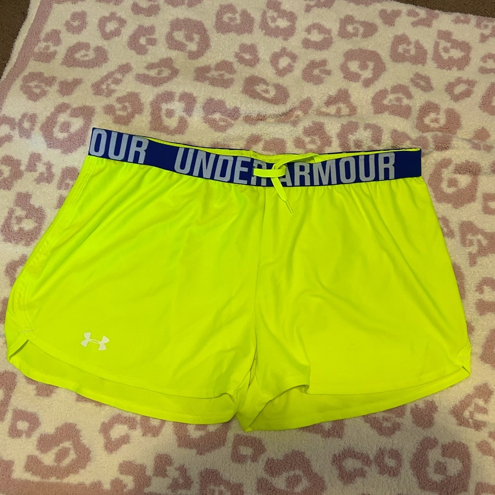 Women’s Under Armour Athletic Shorts!